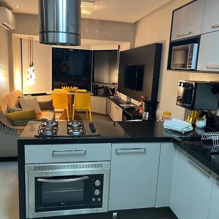 Excelente Localizacao Na Barra -Climatizado-Garagem Apartment Salvador Exterior foto